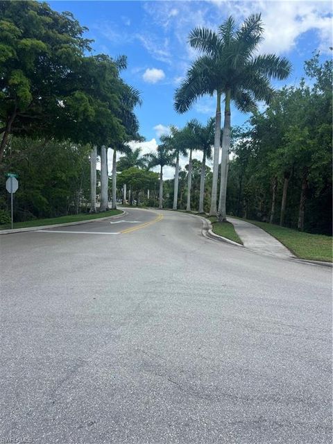 8470 Kingbird LOOP 1050 ESTERO FL 33967