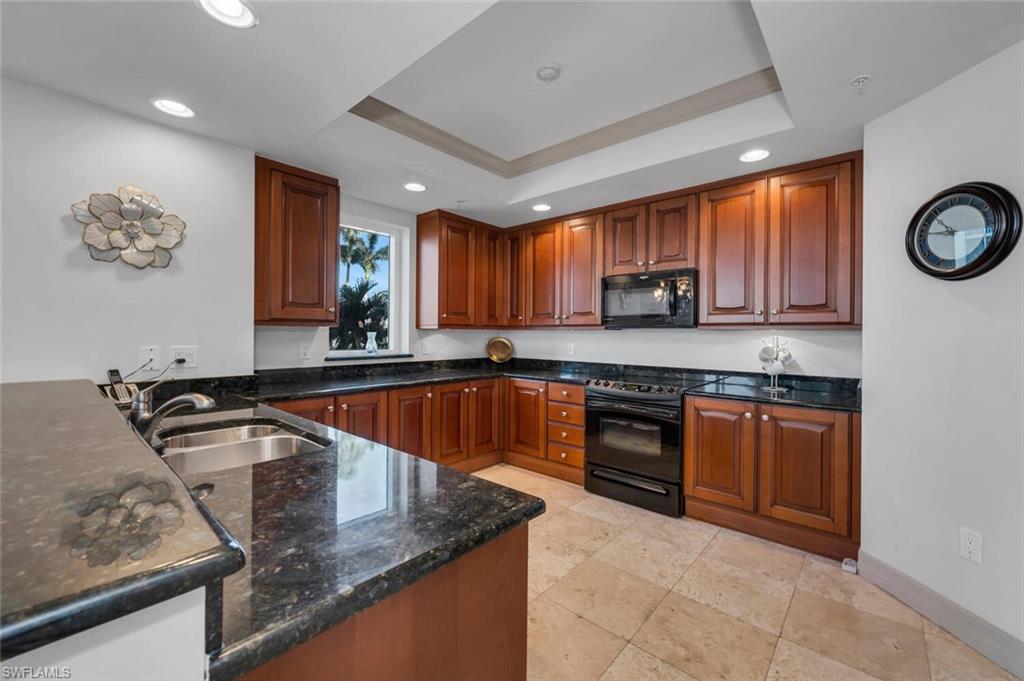 4751 West Bay BLVD 206