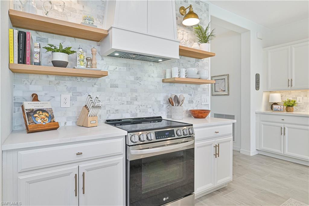 Alva, Florida 33920, United States, 3 Bedrooms Bedrooms, ,3 BathroomsBathrooms,Residential,Active,77763