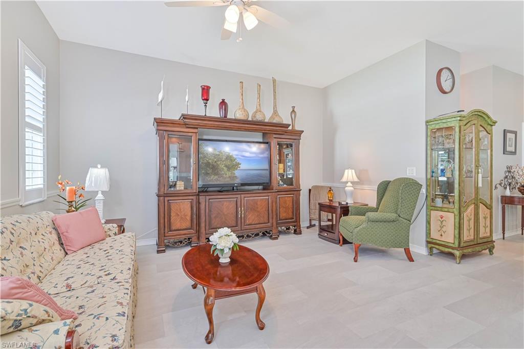 Fort Myers, Florida 33905, United States, 3 Bedrooms Bedrooms, ,2 BathroomsBathrooms,Residential,Active,35718