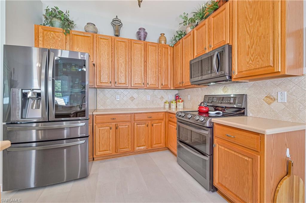 Fort Myers, Florida 33905, United States, 3 Bedrooms Bedrooms, ,2 BathroomsBathrooms,Residential,Active,35718