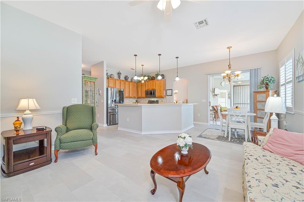 Fort Myers, Florida 33905, United States, 3 Bedrooms Bedrooms, ,2 BathroomsBathrooms,Residential,Active,35718