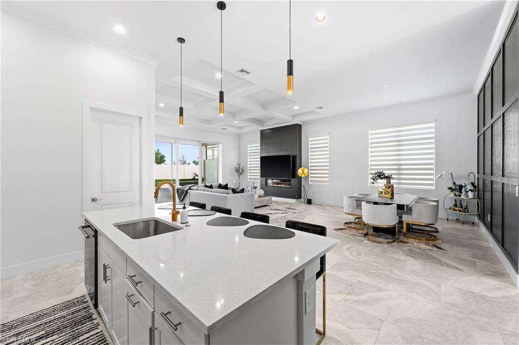 Naples, Florida 34114, United States, 3 Bedrooms Bedrooms, ,4 BathroomsBathrooms,Residential,Active,42087