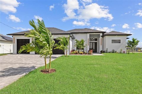 220 NE 6th ST CAPE CORAL FL 33909