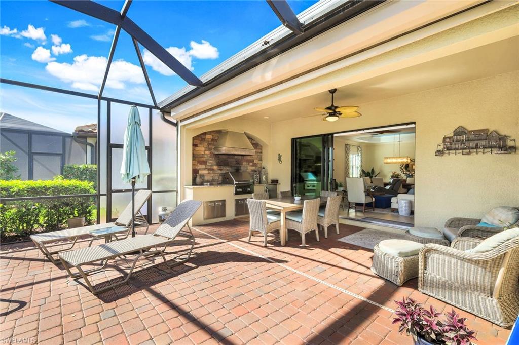 Bonita Springs, Florida 34135, United States, 4 Bedrooms Bedrooms, ,3 BathroomsBathrooms,Residential,Contingent,79258