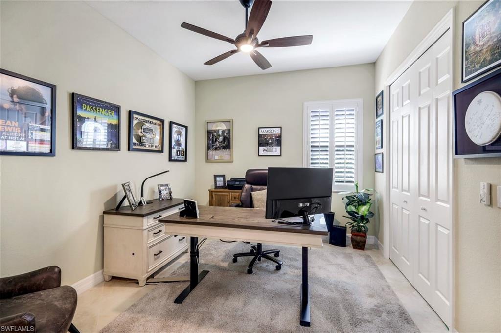 Bonita Springs, Florida 34135, United States, 4 Bedrooms Bedrooms, ,3 BathroomsBathrooms,Residential,Contingent,79258