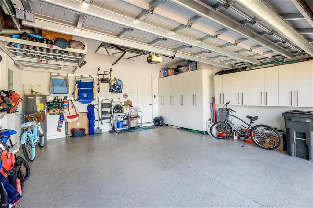 Bonita Springs, Florida 34135, United States, 4 Bedrooms Bedrooms, ,3 BathroomsBathrooms,Residential,Contingent,79258