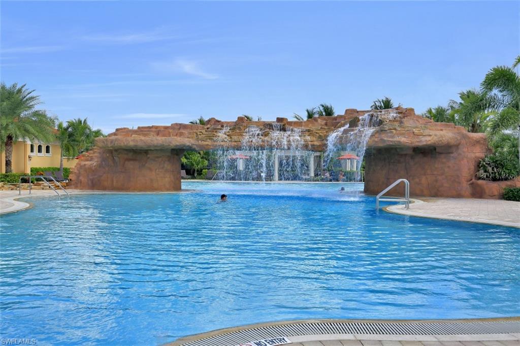 Bonita Springs, Florida 34135, United States, 4 Bedrooms Bedrooms, ,3 BathroomsBathrooms,Residential,Contingent,79258