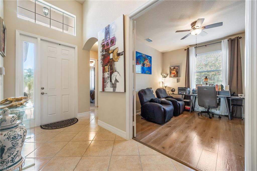11268 Sparkleberry DR