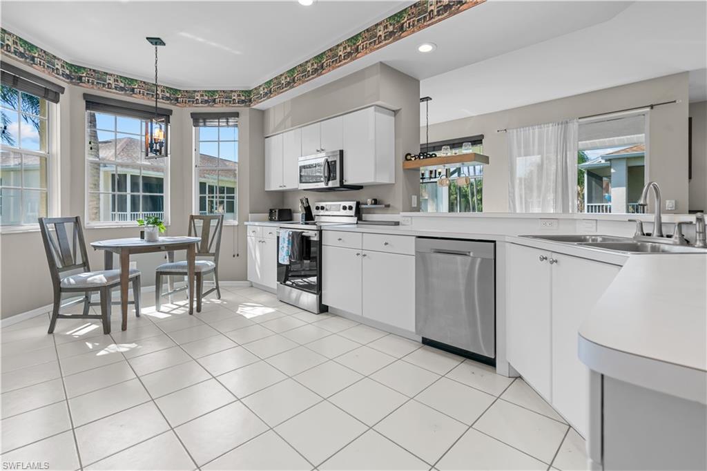 9601 Village View BLVD 201