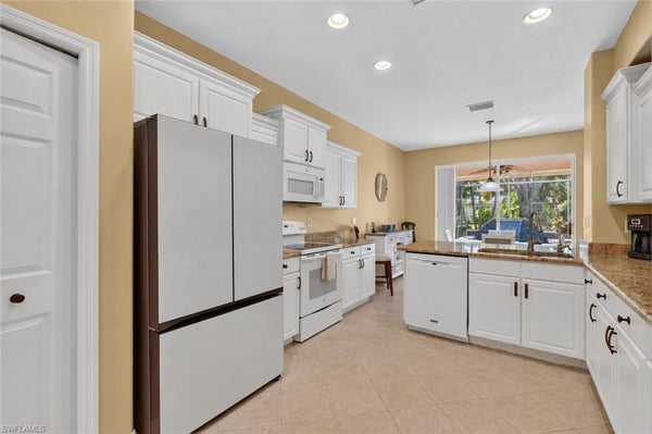 12533 STONE TOWER LOOP, FORT MYERS, FL 33913 - Image 382ef6624ef22daa27e4b99feab0bc0f/62231076