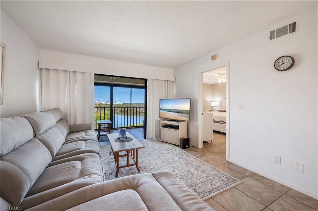 Fort Myers Beach, Florida 33931, United States, 2 Bedrooms Bedrooms, ,2 BathroomsBathrooms,Residential,Active,8096