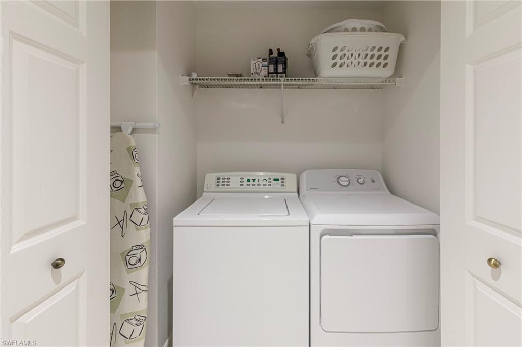 Naples, Florida 34102, United States, 2 Bedrooms Bedrooms, ,2 BathroomsBathrooms,Residential,Active,133431