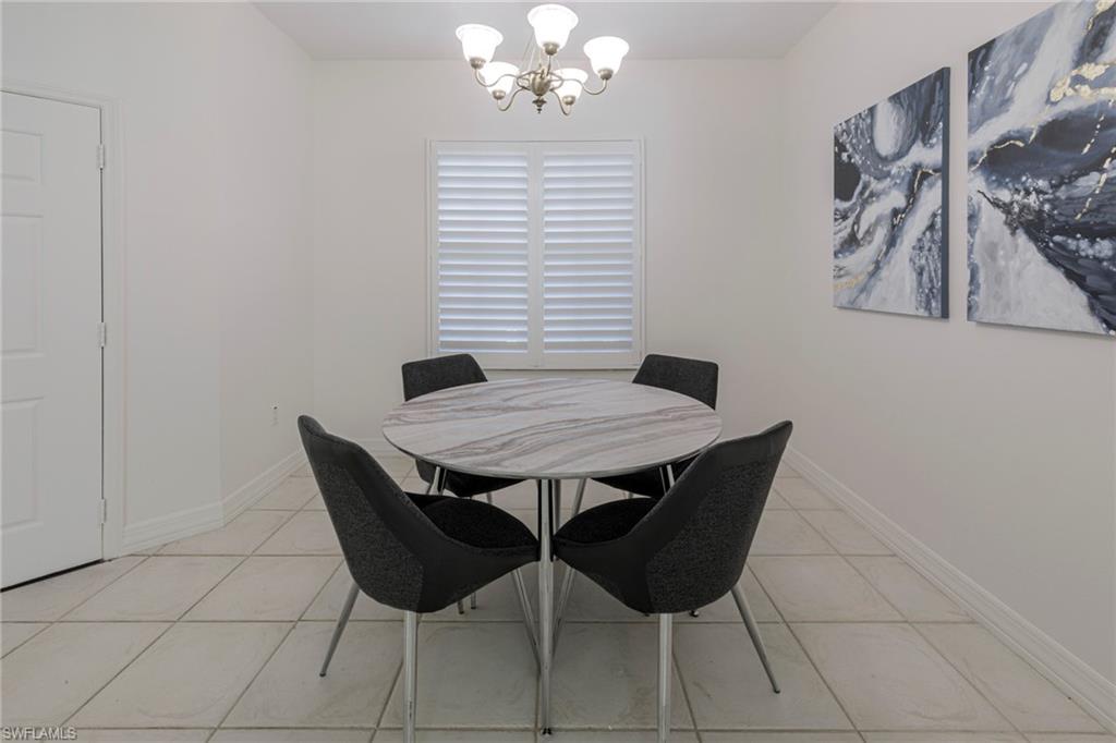 Naples, Florida 34102, United States, 2 Bedrooms Bedrooms, ,2 BathroomsBathrooms,Residential,Active,133431