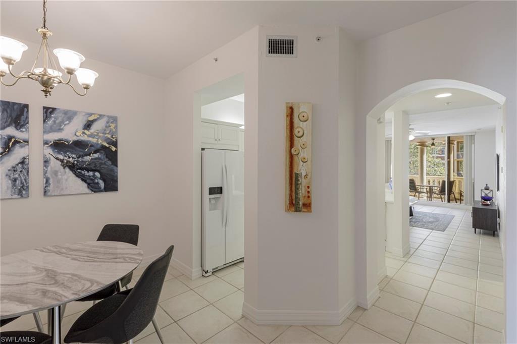 Naples, Florida 34102, United States, 2 Bedrooms Bedrooms, ,2 BathroomsBathrooms,Residential,Active,133431