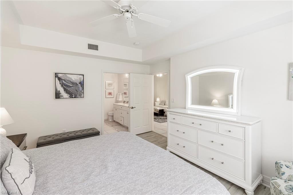 Naples, Florida 34102, United States, 2 Bedrooms Bedrooms, ,2 BathroomsBathrooms,Residential,Active,133431