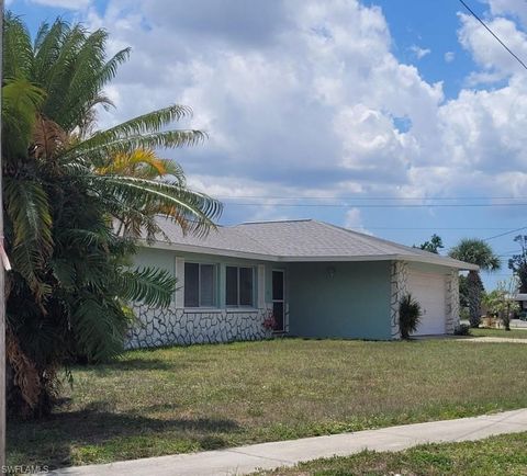 847 Hydrangea DR, North Fort Myers, FL 33903 - #: 224013691