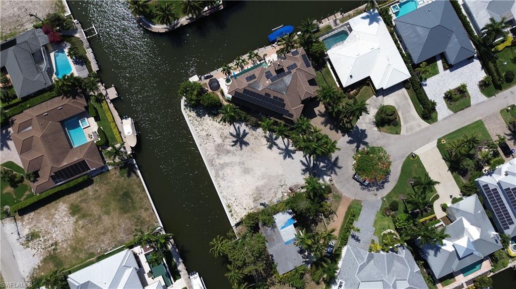 1680 Mullet CT