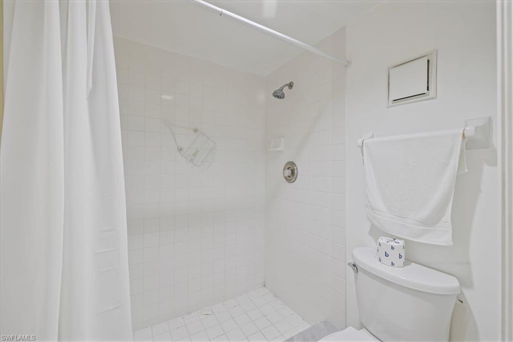 Fort Myers, Florida 33919, United States, 2 Bedrooms Bedrooms, ,2 BathroomsBathrooms,Residential,Active,162968