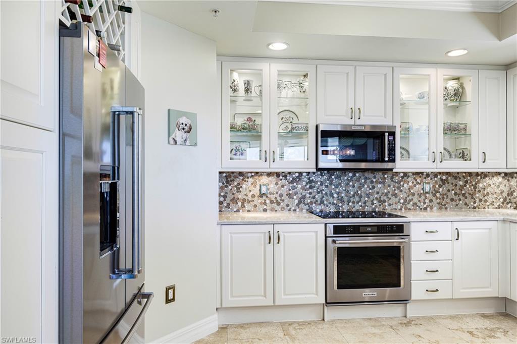 4761 West Bay BLVD 1401