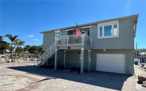 75 Friendship LN ENGLEWOOD FL 34223