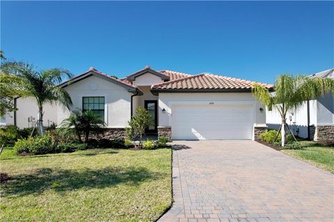 11256 Shady Blossom DR, Fort Myers, FL 33913 - #: 223094618