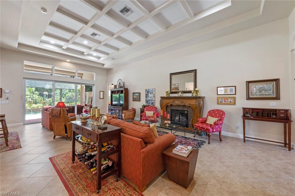 19808 Maddelena CIR