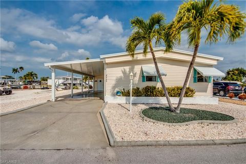 4920 Gulfgate LN ST. JAMES CITY FL 33956