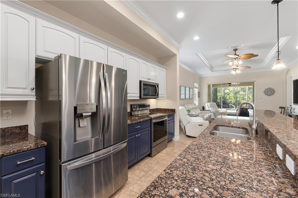 10696 Camarelle CIR