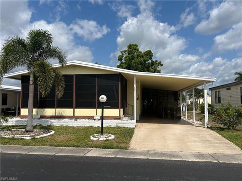 168 Lakeside DR, North Fort Myers, FL 33903 - MLS#: 224023730