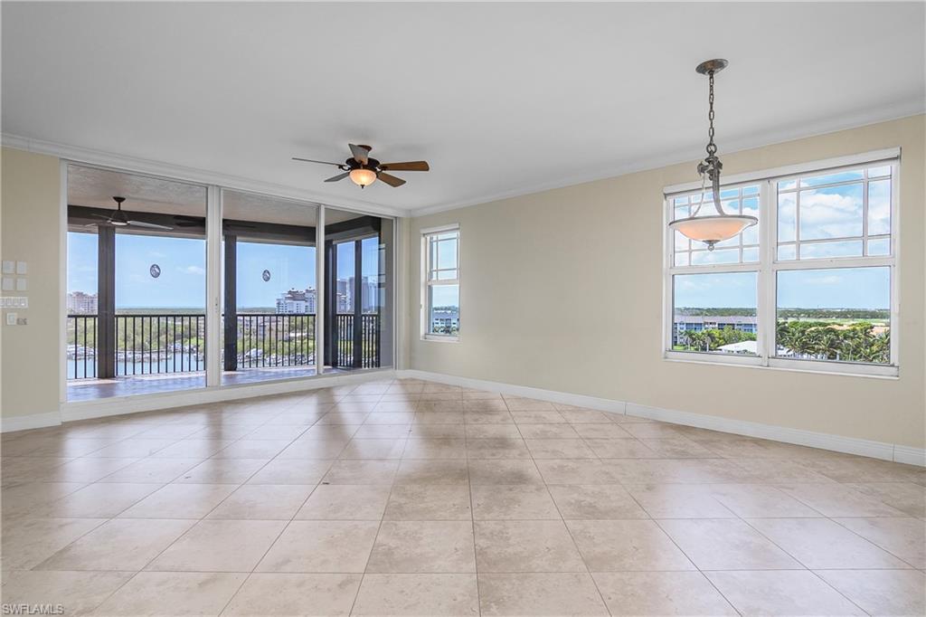 420 Cove Tower DR 804