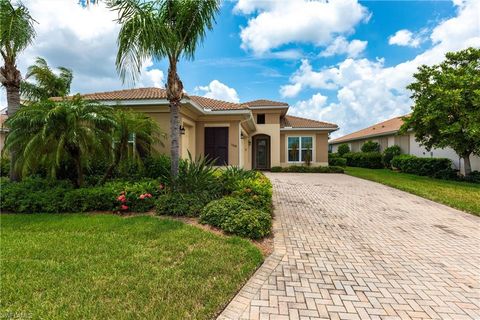 11618 Giulia DR FORT MYERS FL 33913