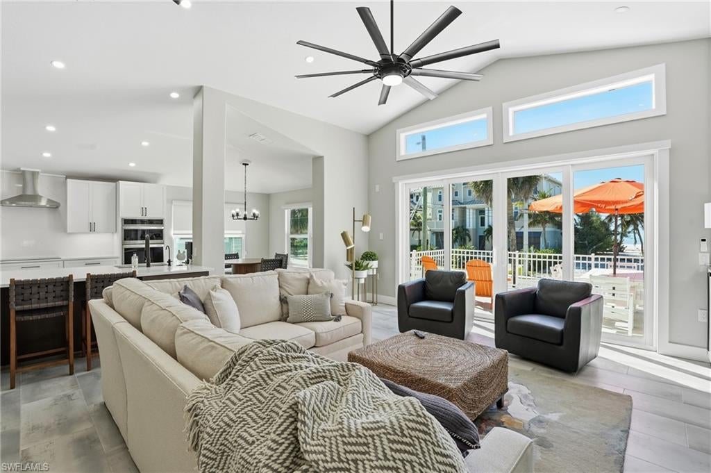 3321 Estero BLVD