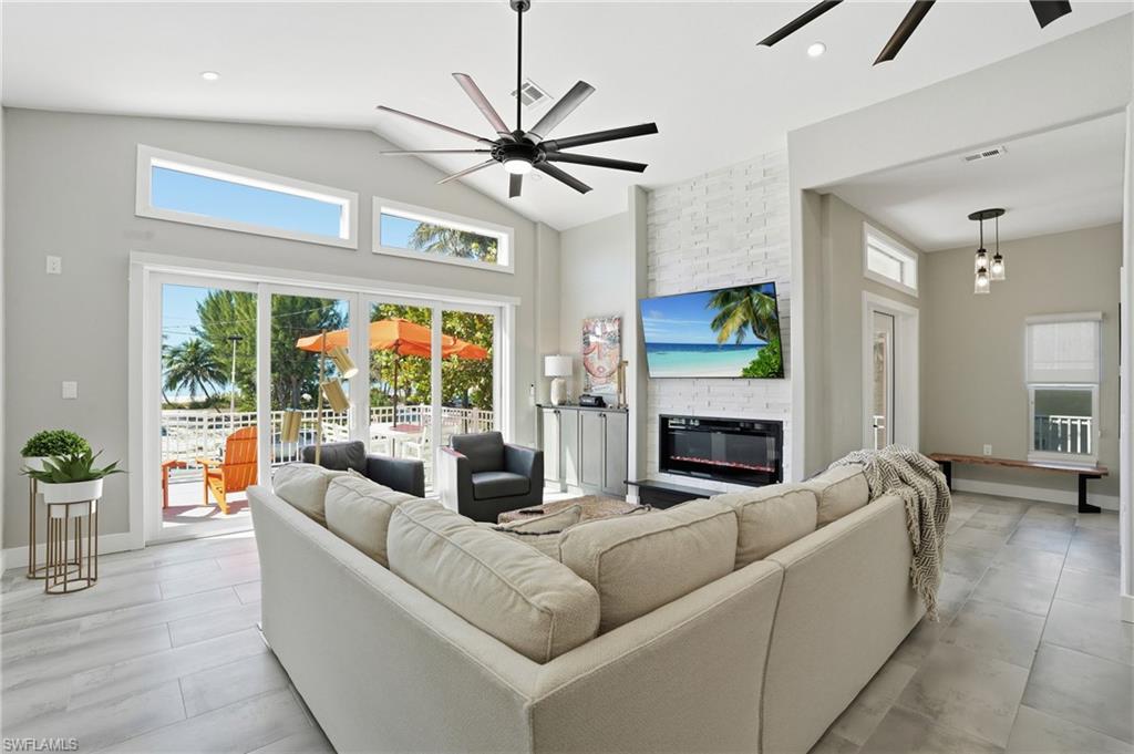 3321 Estero BLVD