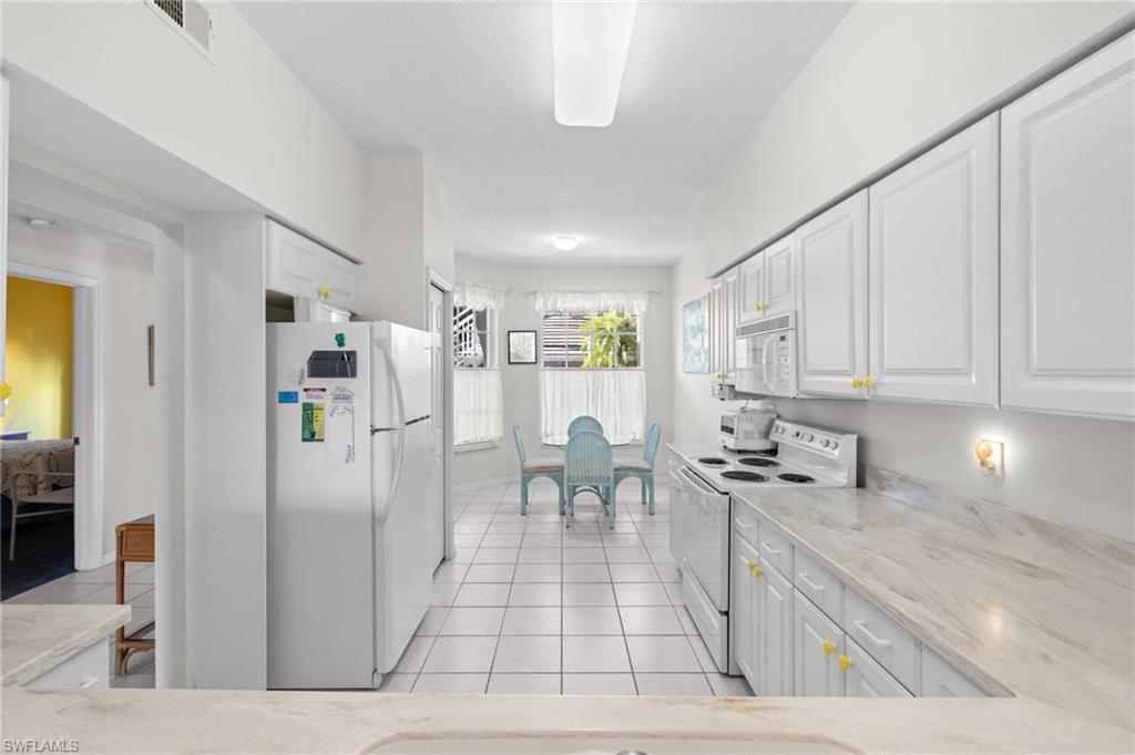 2265 Harmony LN 102