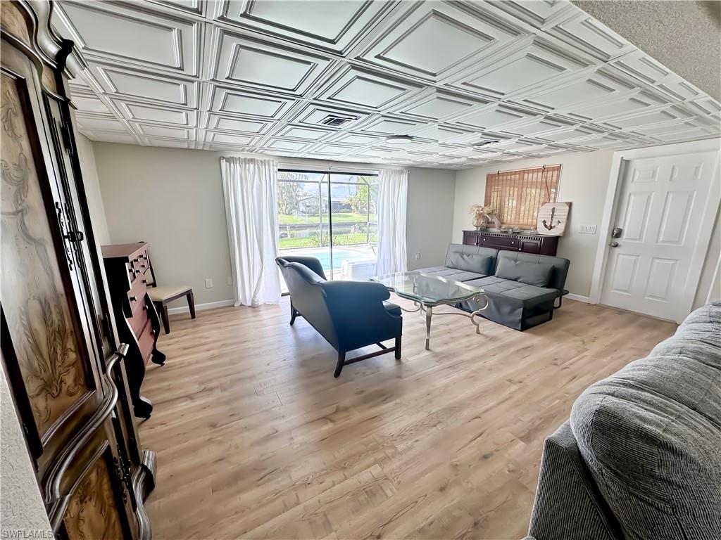 5136 Manor CT