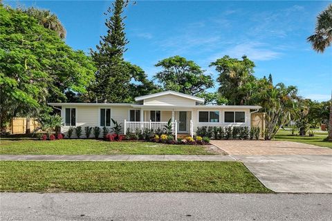 1755 Oakley AVE FORT MYERS FL 33901