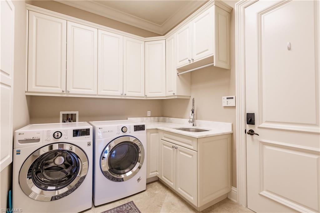 Naples, Florida 34102, United States, 4 Bedrooms Bedrooms, ,5 BathroomsBathrooms,Residential,Active,64341