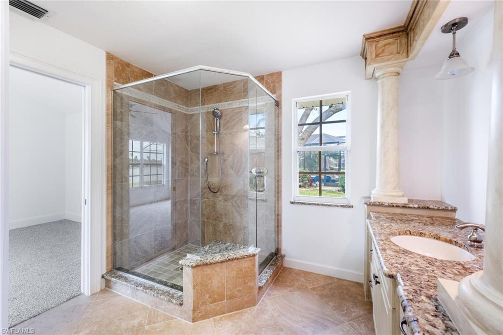 Naples, Florida 34109, United States, 3 Bedrooms Bedrooms, ,2 BathroomsBathrooms,Residential,Active,87487