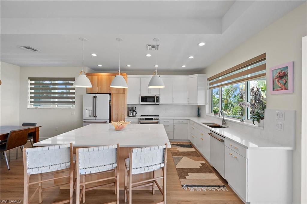 Fort Myers Beach, Florida, 33931, United States, 3 Bedrooms Bedrooms, ,3 BathroomsBathrooms,Residential,Active,1868170