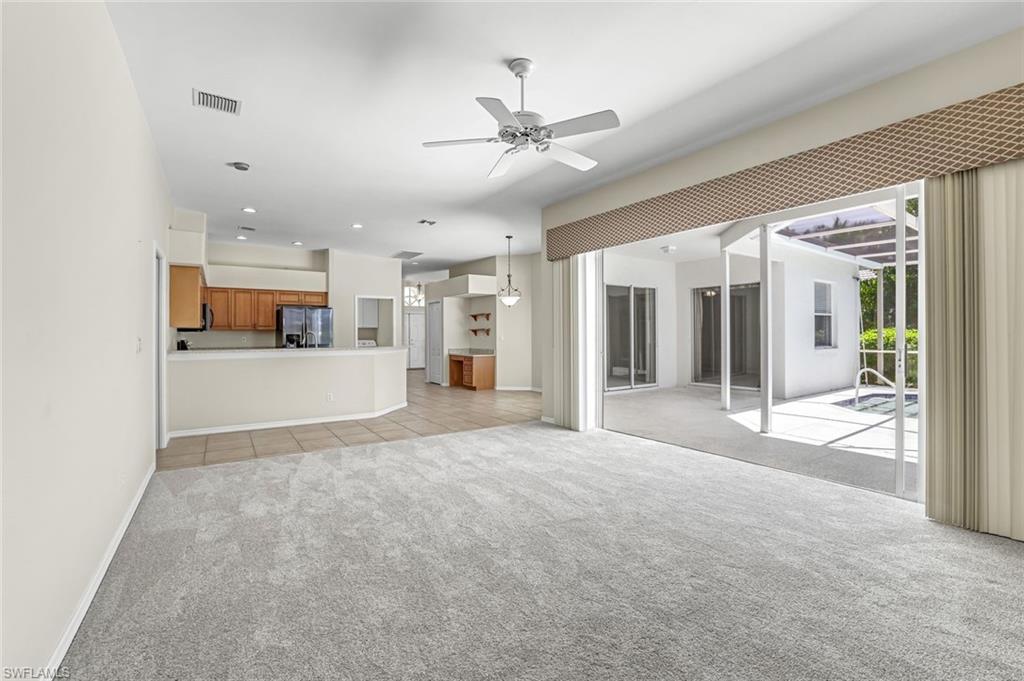 Bonita Springs, Florida 34135, United States, 4 Bedrooms Bedrooms, ,3 BathroomsBathrooms,Residential,Pending,130903