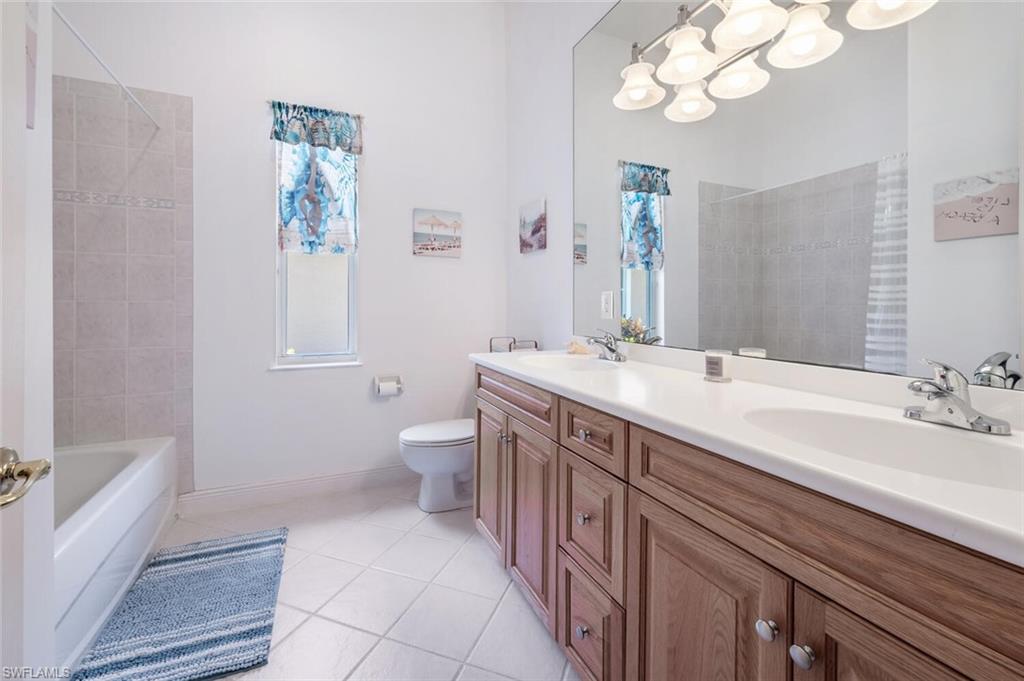 Bonita Springs, Florida 34135, United States, 3 Bedrooms Bedrooms, ,3 BathroomsBathrooms,Residential,Active,19223