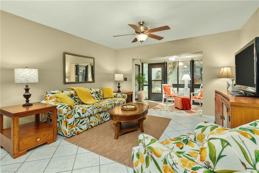 11570 CARAVEL CIR 2001