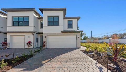 27907 Radiant CT BONITA SPRINGS FL 34135