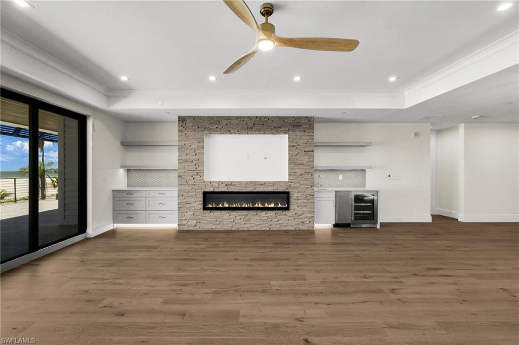 6230 Estero BLVD 101