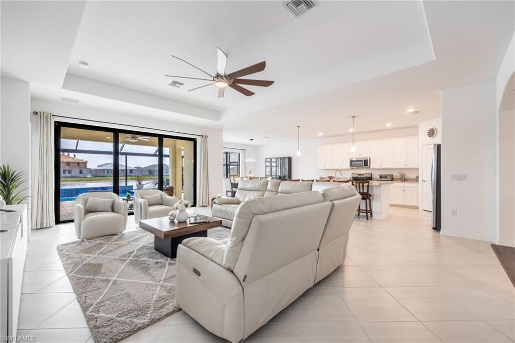 3318 Antilla CT