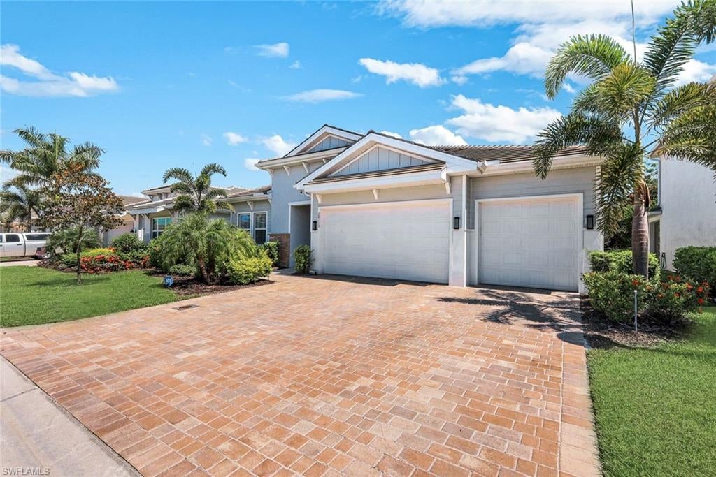 28113 Captiva Shell LOOP