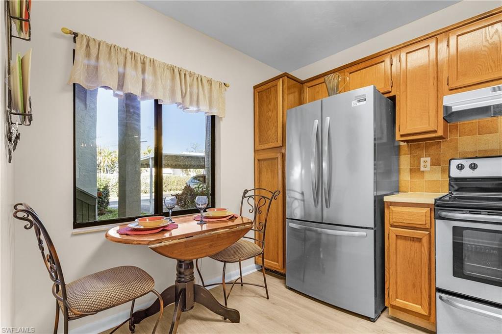 Naples, Florida 34112, United States, 2 Bedrooms Bedrooms, ,2 BathroomsBathrooms,Residential,Active,29565