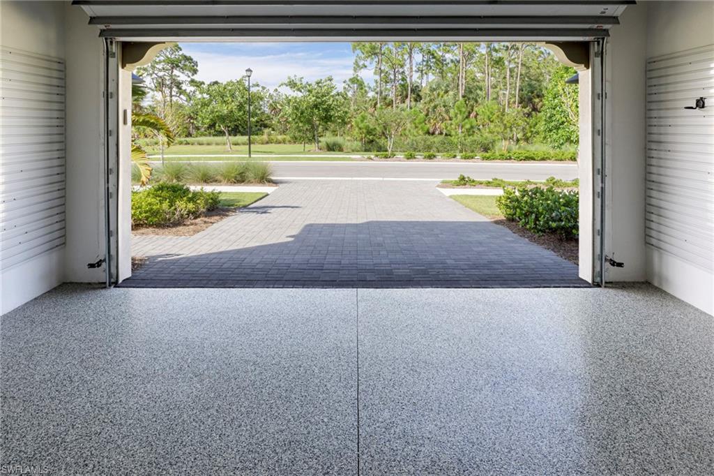 Naples, Florida 34113, United States, 3 Bedrooms Bedrooms, ,4 BathroomsBathrooms,Residential,Contingent,48728