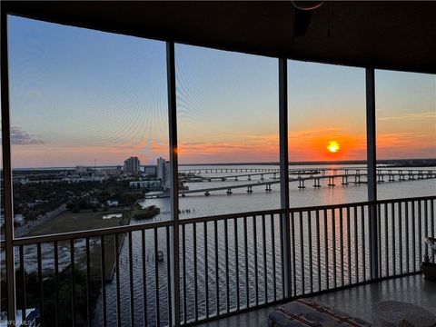 2743 1st ST 1803 FORT MYERS FL 33916